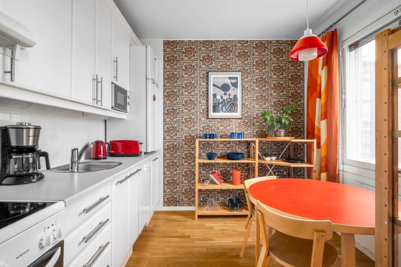 Wehost Spacious Traveller'S Hq Above Metro @Vilhonvuorenkuja 16 Apartman Helsinki Kültér fotó